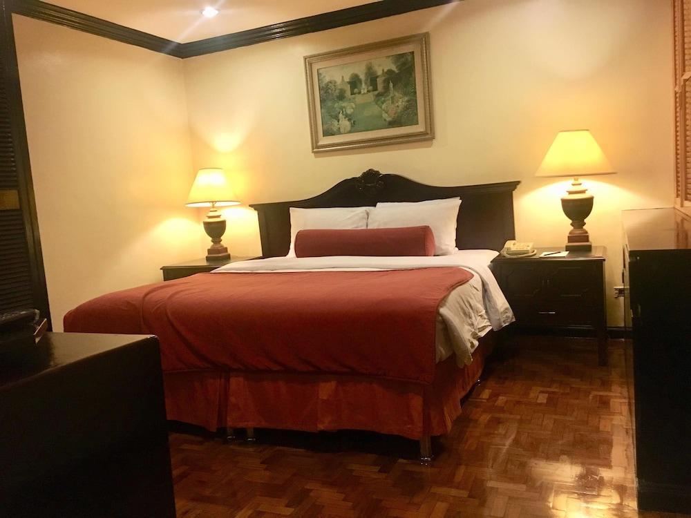 Lourdes Suites Makati City Екстер'єр фото